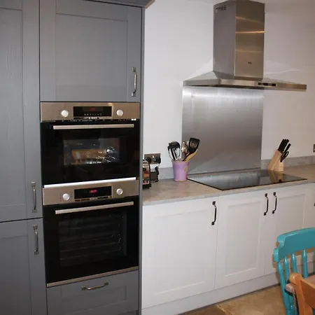 Wonderfully Spacious Luxury Holiday Cottage Billingshurst Exterior photo