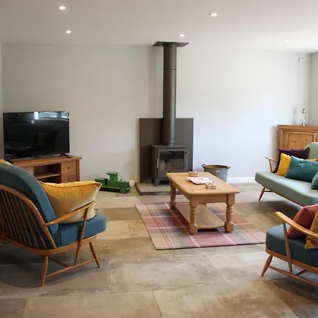Wonderfully Spacious Luxury Holiday Cottage Billingshurst Exterior photo